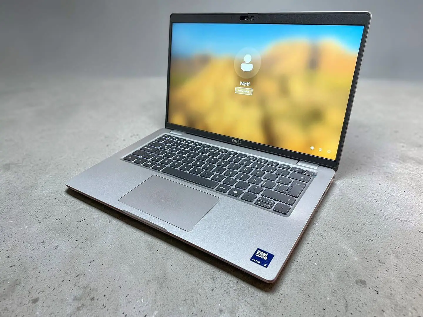 Dell latitude 5450 / Ultra 5 125U / 32GB RAM / 512GB SSD / Pantalla 14 FHD 4