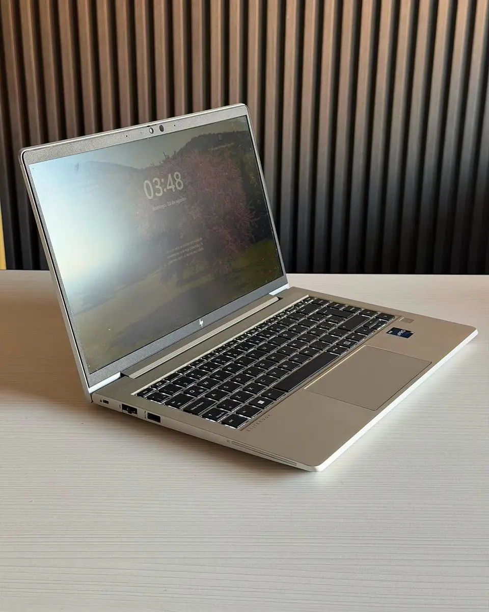 HP Elitebook 640 G10 / i5-1335U / 16GB RAM / 512GB SSD / Pantalla 14 FHD 2