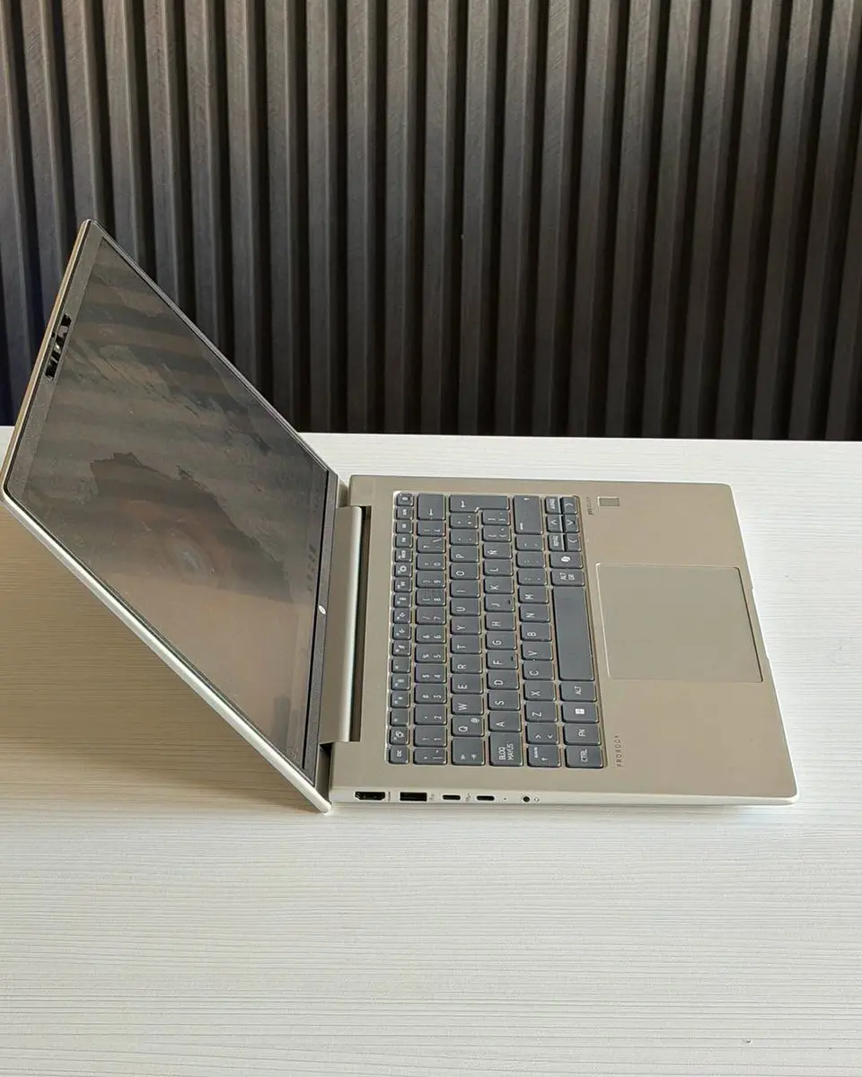 HP Probook 445 G11 / Ryzen 5 7535U / 16GB RAM / 512GB SSD / Pantalla 14 FHD 2