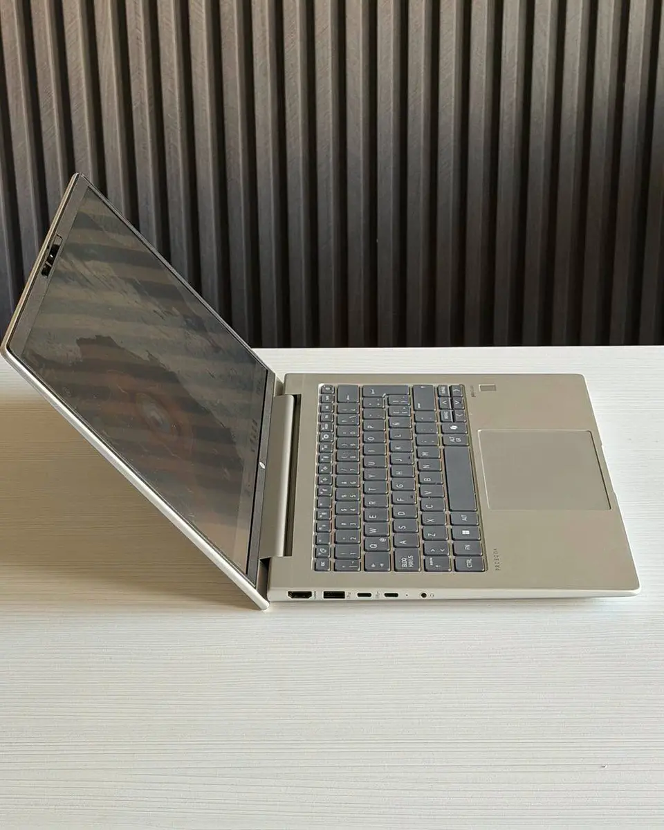 HP Probook 445 G11 / Ryzen 5 7535U / 16GB RAM / 512GB SSD / Pantalla 14 FHD 3