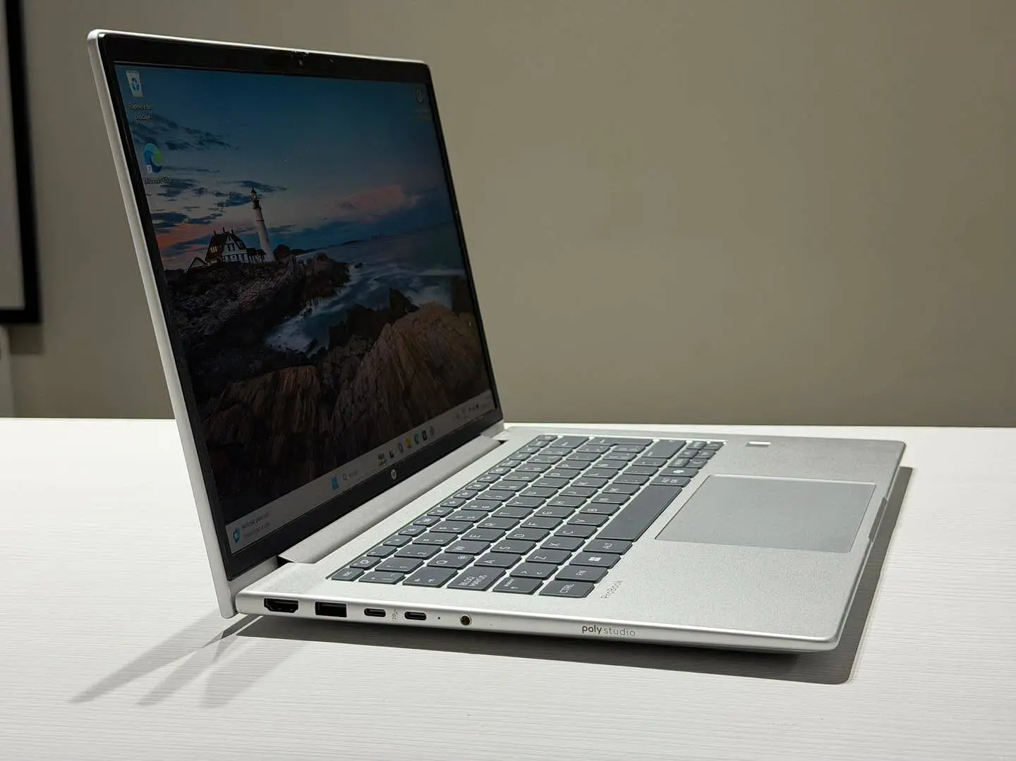 HP Probook 4 G1aH / Ryzen 5 220 / 16GB RAM / 1TB SSD / Pantalla 14 FHD  7