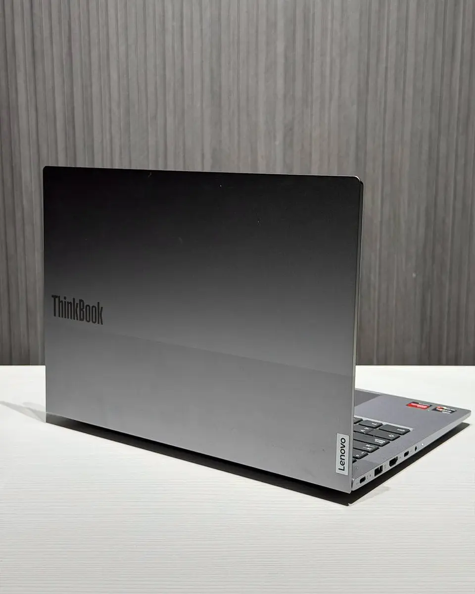 Lenovo Thinkbook 14 G7 / Ryzen 7 7735HS / 16GB RAM / 512GB SSD / Pantalla 14 FHD  2