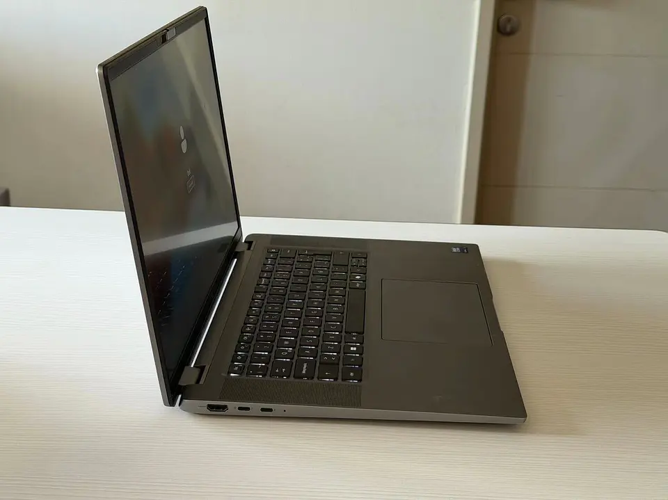 Dell latitude 7650 / Ultra 7 155U / 16GB RAM / 512GB SSD / Pantalla 16,1 FHD 6