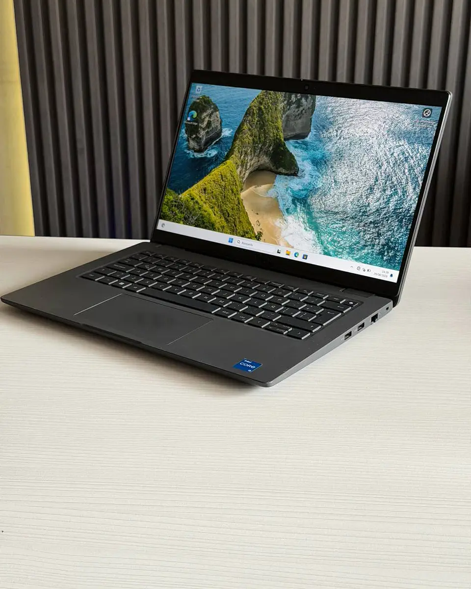 Dell latitude 3440 / i5-1335U / 16GB RAM / 256GB SSD / Pantalla 14 FHD 1