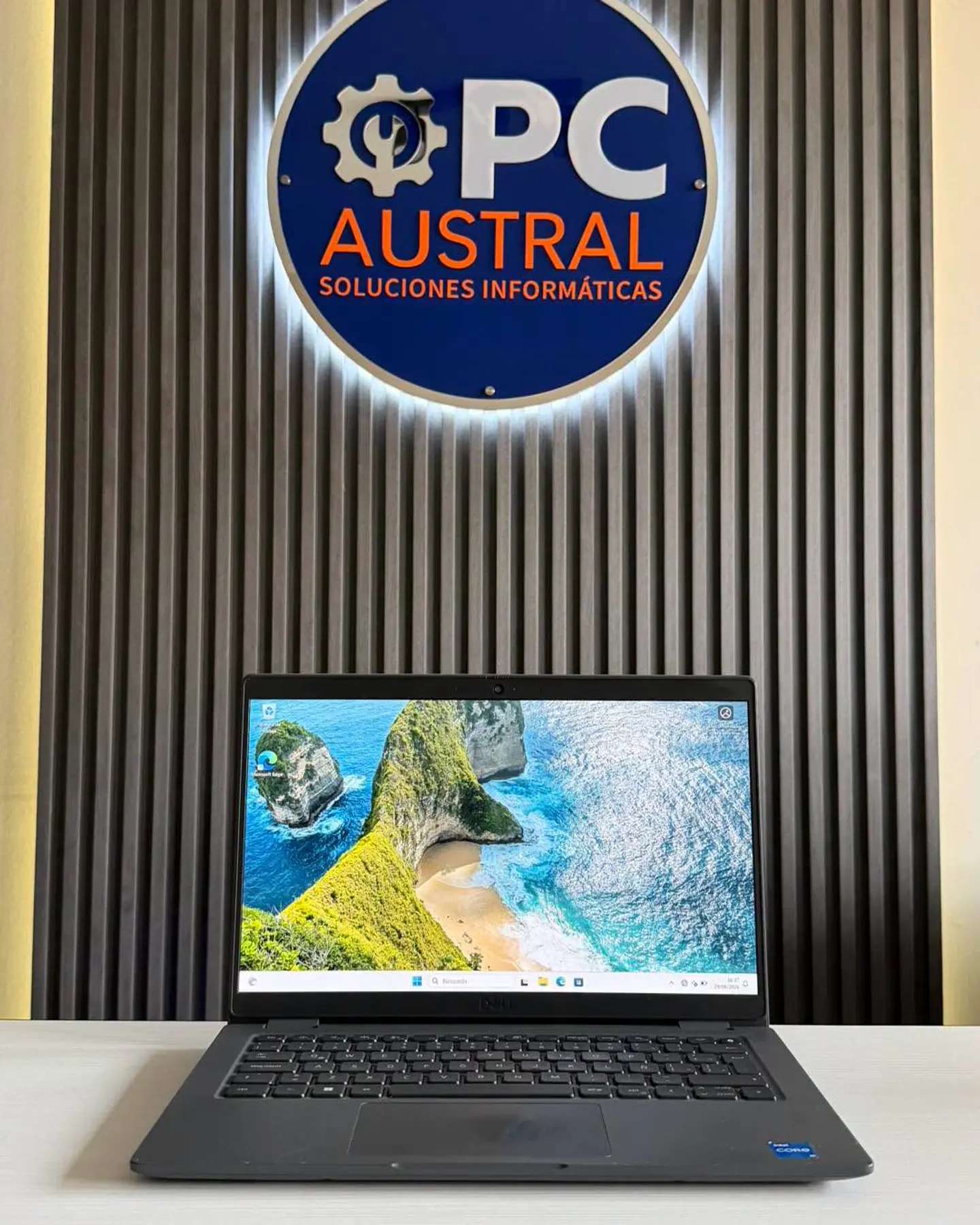 Dell latitude 3440 / i5-1335U / 16GB RAM / 256GB SSD / Pantalla 14 FHD 5