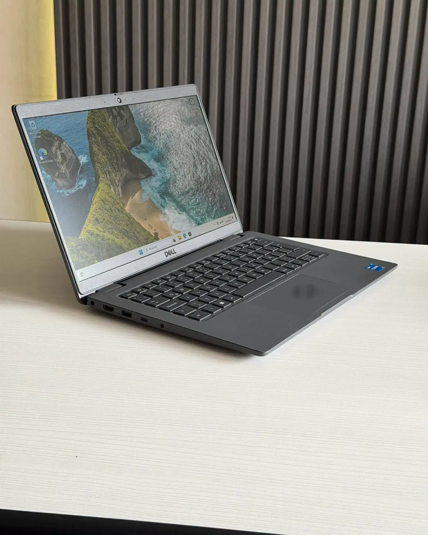 Dell latitude 3440 / i5-1335U / 16GB RAM / 256GB SSD / Pantalla 14 FHD 6