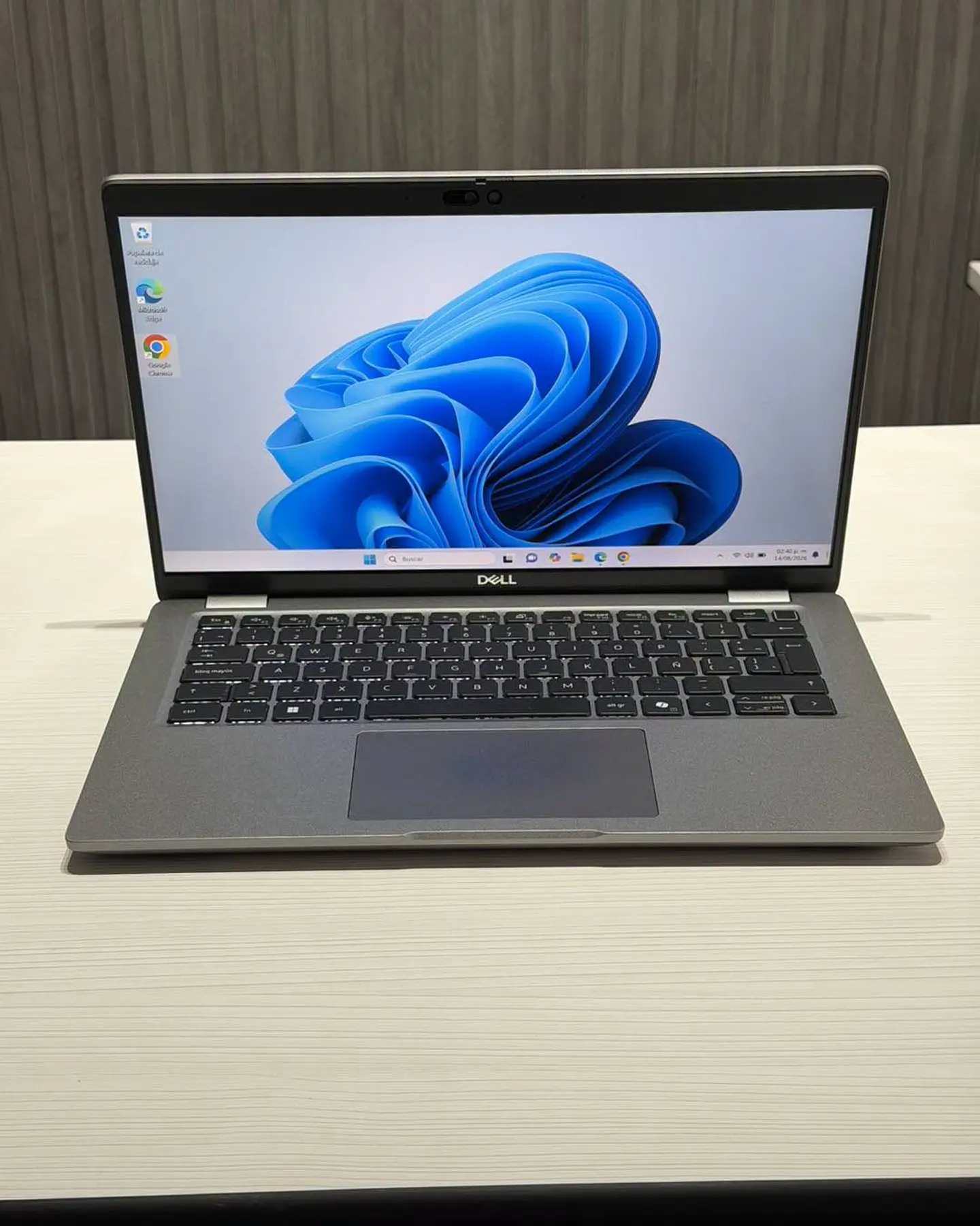 Dell latitude 5450 / i7-1365U / 16GB RAM / 1TB SSD / Pantalla 14 FHD 1