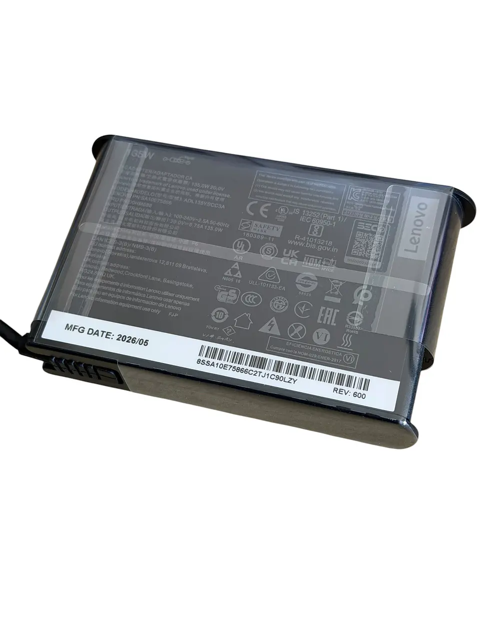 Cargador Lenovo 135w punta cuadrada 4