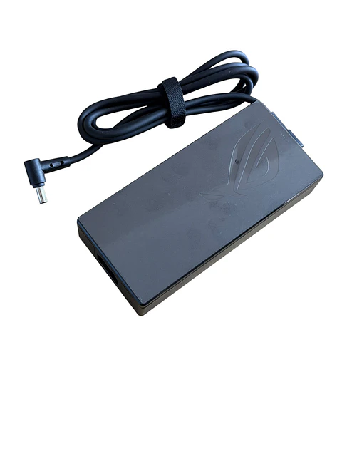 Cargador Asus 240w 6.0 x 3.7mm pin central