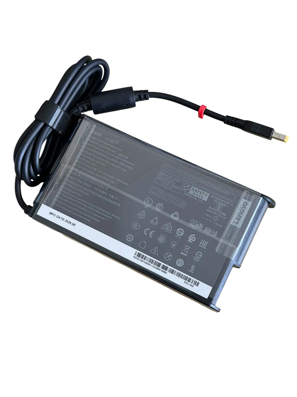Cargador Lenovo 230w punta cuadrada 2