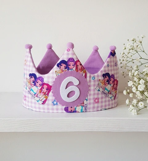 Corona de cumpleaños K-pop