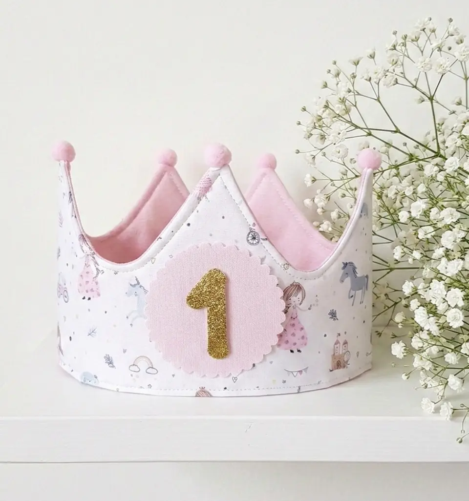 Corona de cumpleaños Unicornios y princesas  1