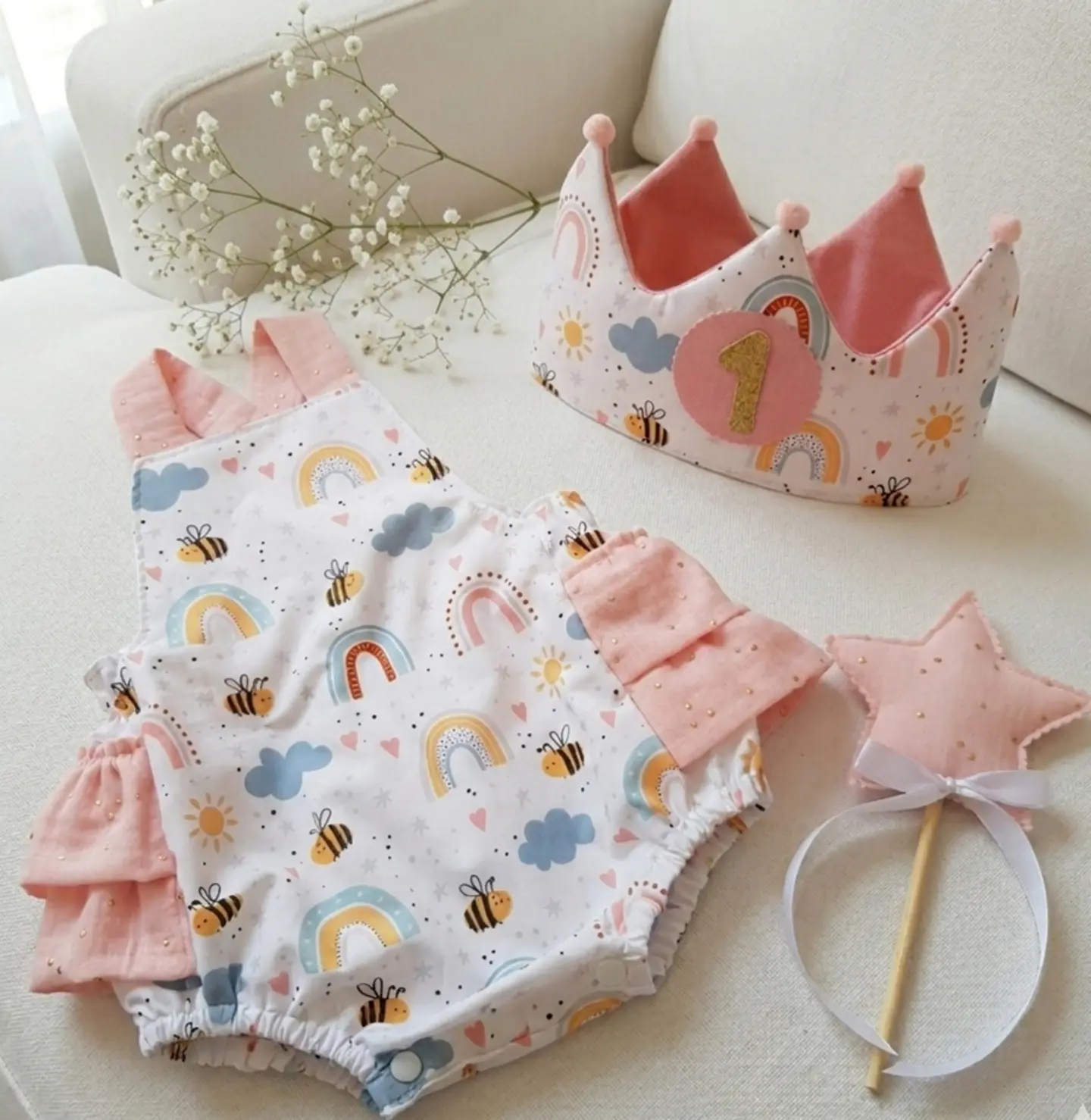  Conjunto corona cumpleaños y ranita Arcoíris  1