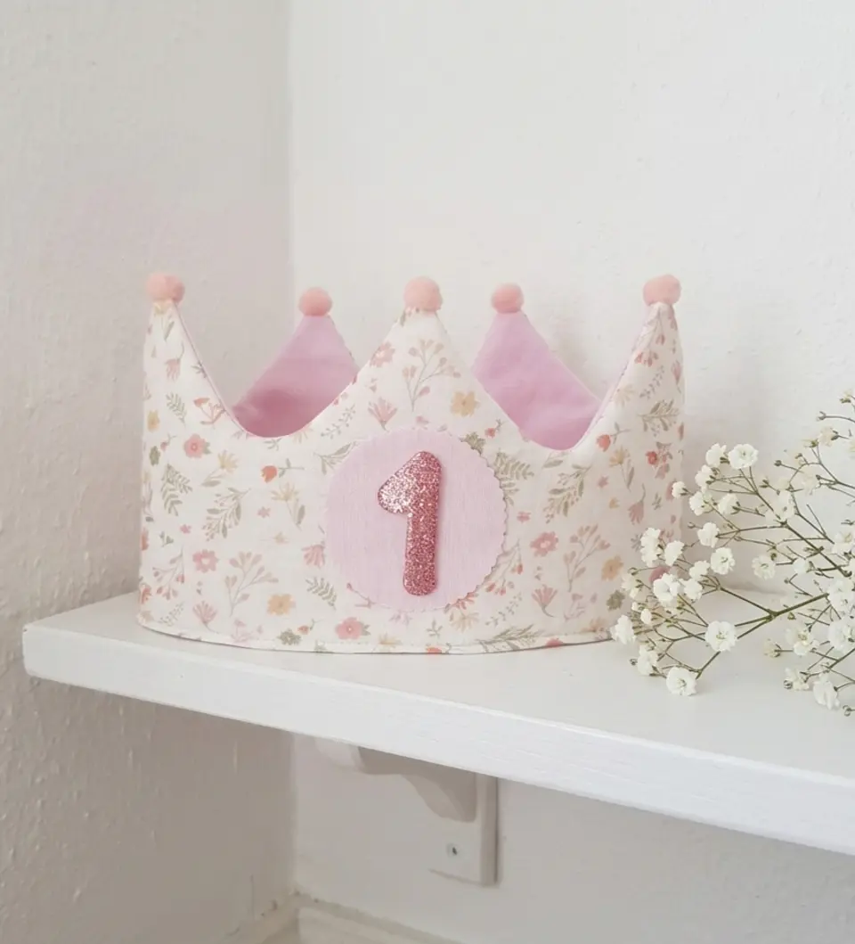  Conjunto cumpleaños Muselina  florecitas pastel 2