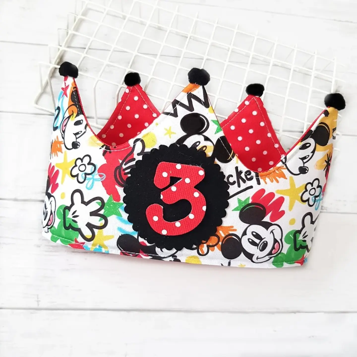  Conjunto corona de cumpleaños y camiseta Mickey 2