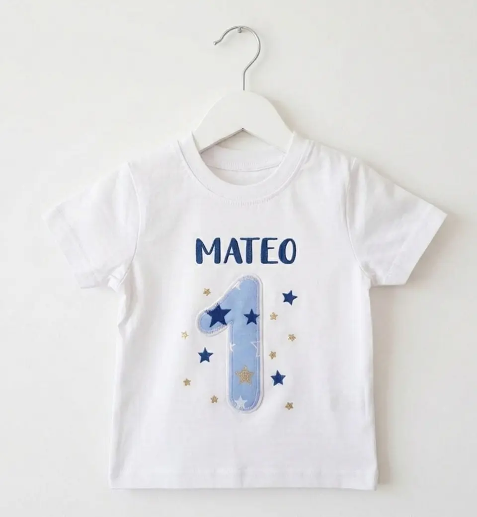 Camiseta cumpeaños Estrellas 1