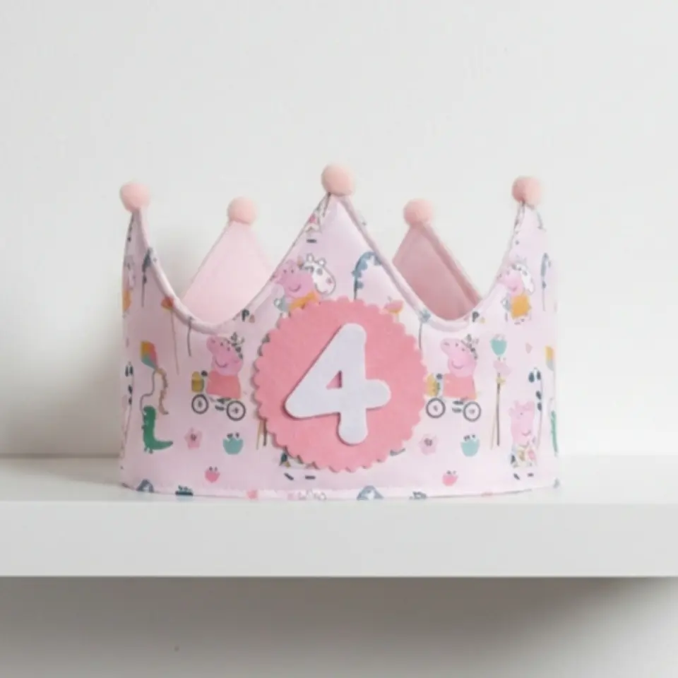 Corona de cumpleaños Pepoa Pig rosa 1