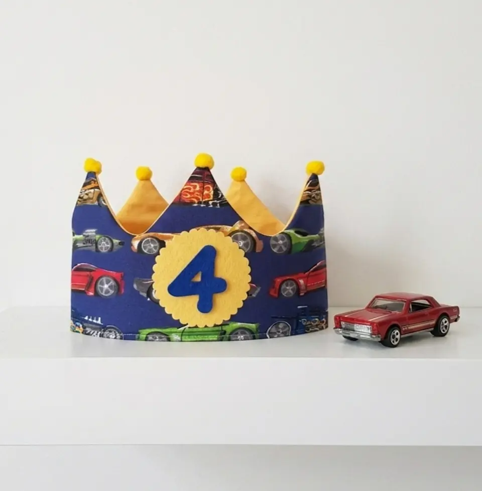 Corona de cumpleaños Hotwheels 1