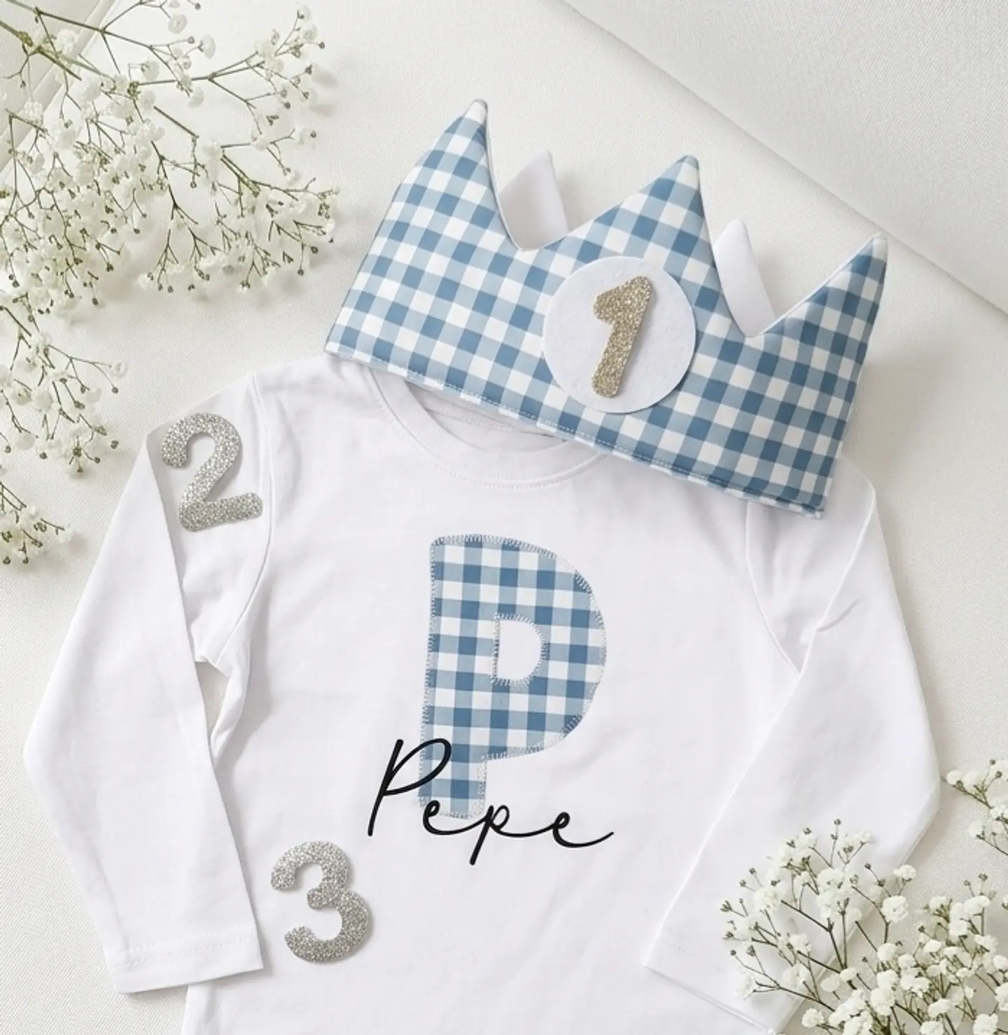  Conjunto corona de cumpleaños simple y camiseta Vichy azul 1