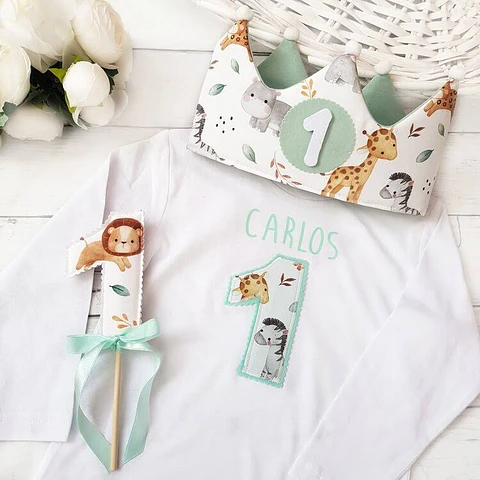  Conjunto corona de cumpleaños y camiseta Animales de la selva