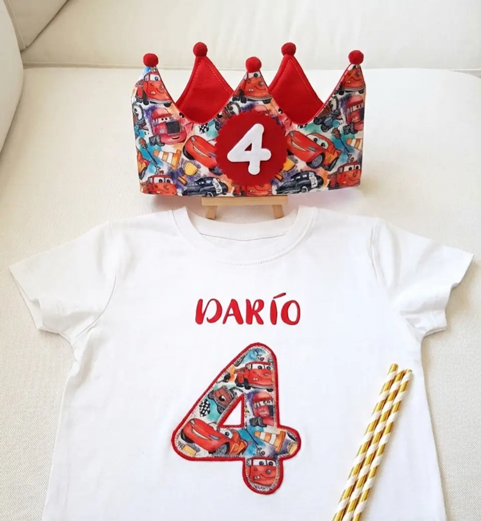  Conjunto corona de cumpleaños y camiseta Animales de la selva mostaza- COPIAR 2