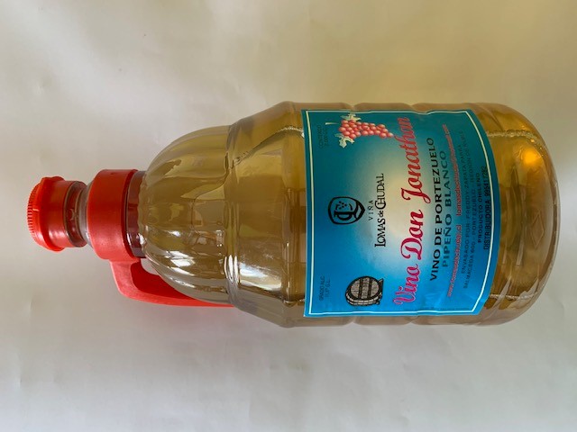 Vino Pipeño Don Jonathan ( 6 x 2 LT )