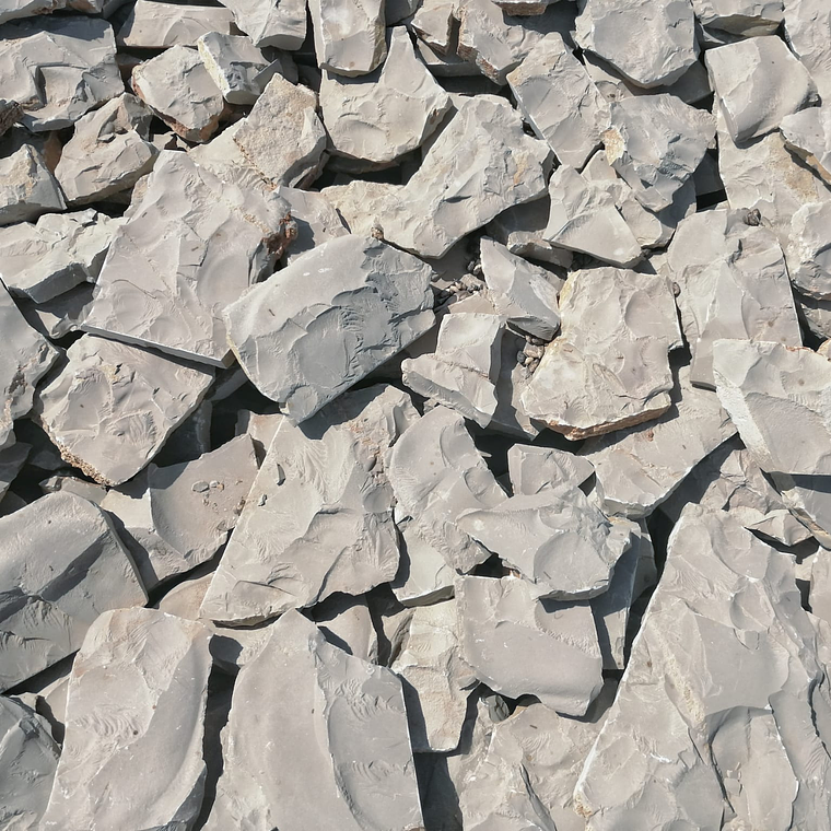 Laje em pedra rustica para revestimento | Escacilhado Cinza 1