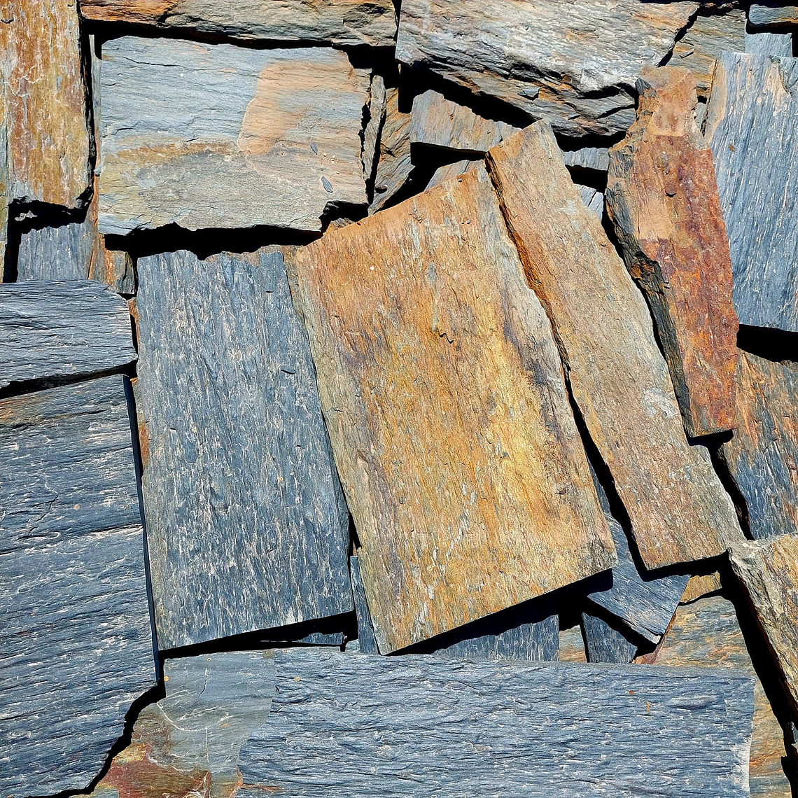 Laje em pedra rustica para revestimento | Foz Côa 1