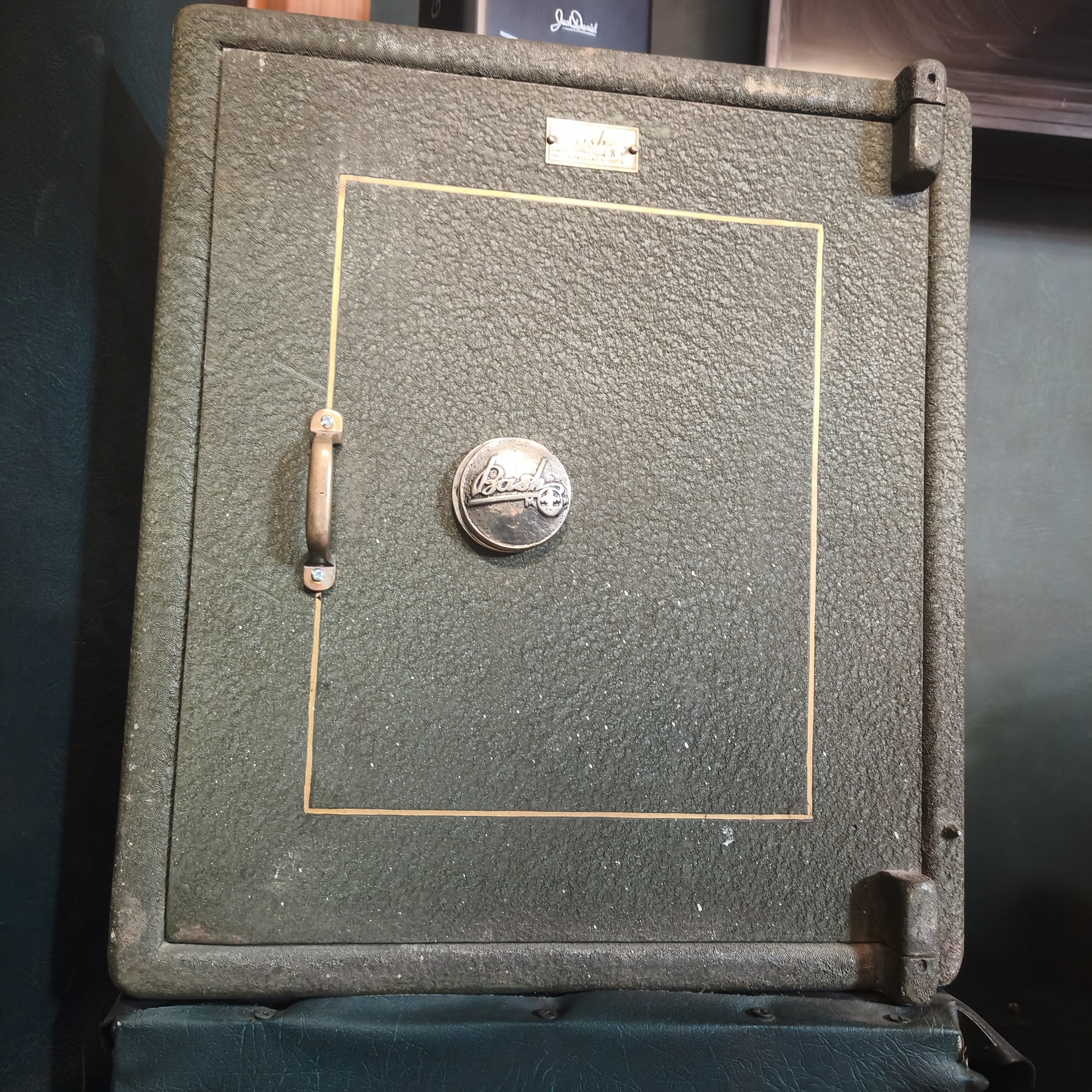 ACCESO A BÓVEDA DE PROPIEDAD