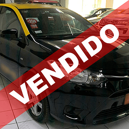 Toyota Yaris año 2019 Taxi Básico - Seminuevo