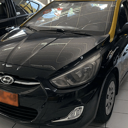 Hyundai Accent 1.4 2017 - Taxi Básico