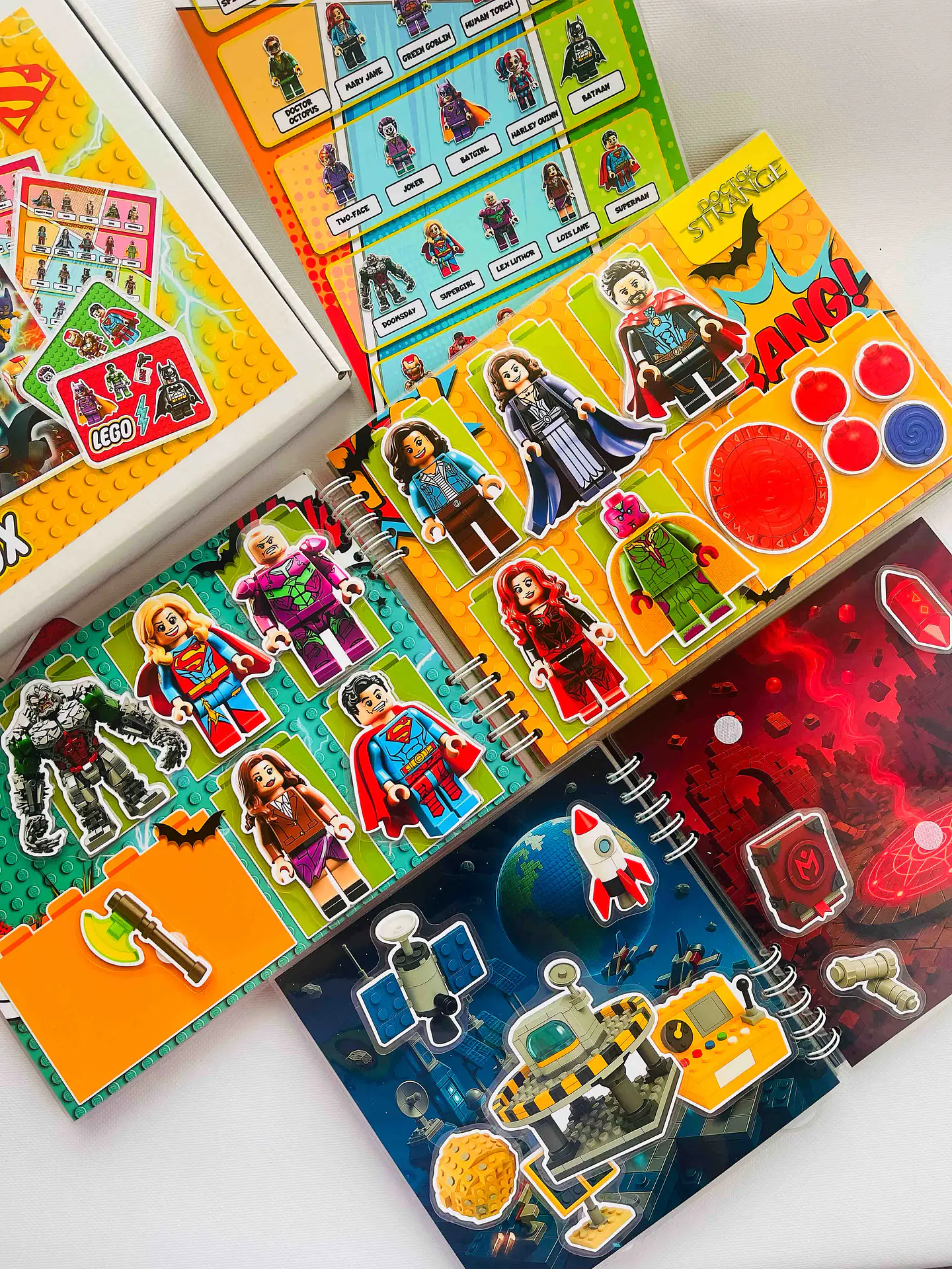 BOX LEGO SUPER HEROE 4