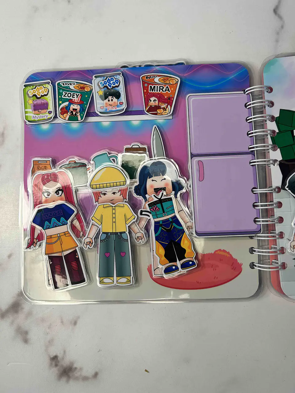 PACK KPOP ROBLOX 21 CM 4
