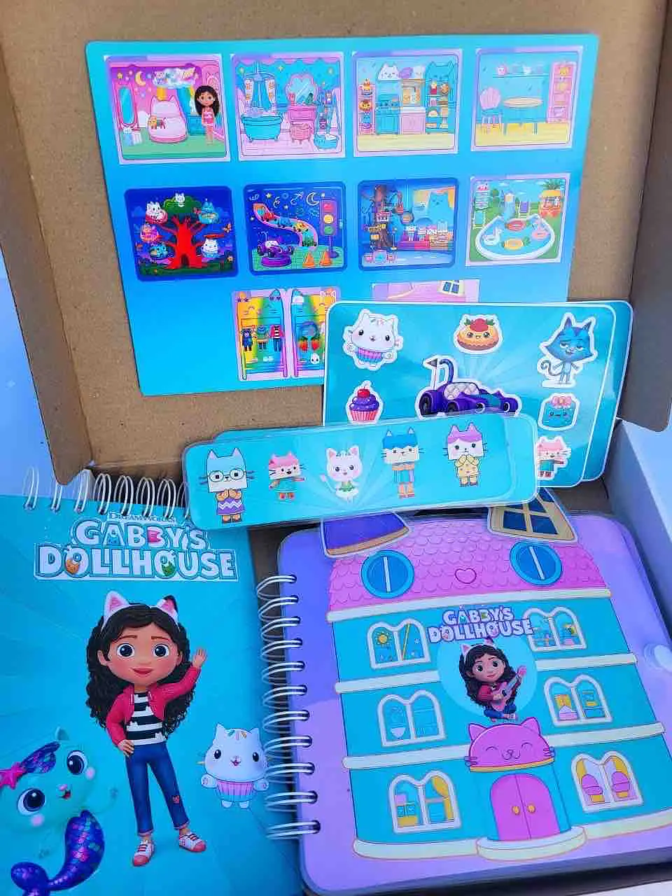 SET GABBY CASA DE MUÑECAS OREJITAS 10
