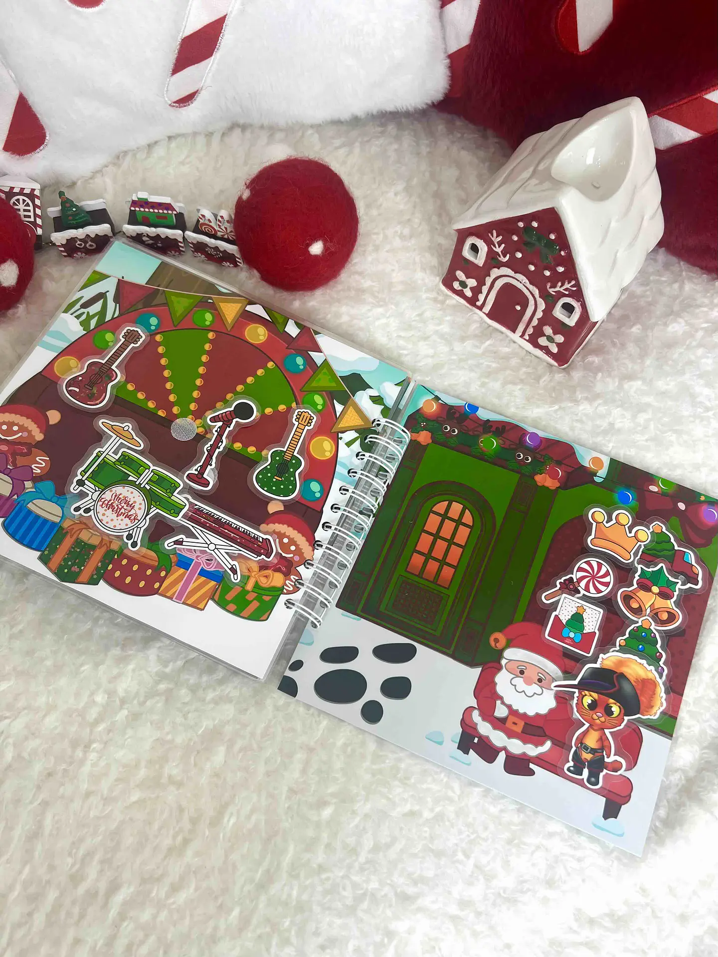 BOX NAVIDAD SHERK 21 CM 3