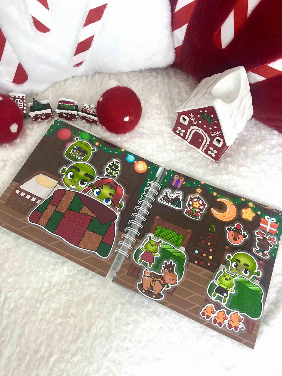 BOX NAVIDAD SHERK 21 CM 6