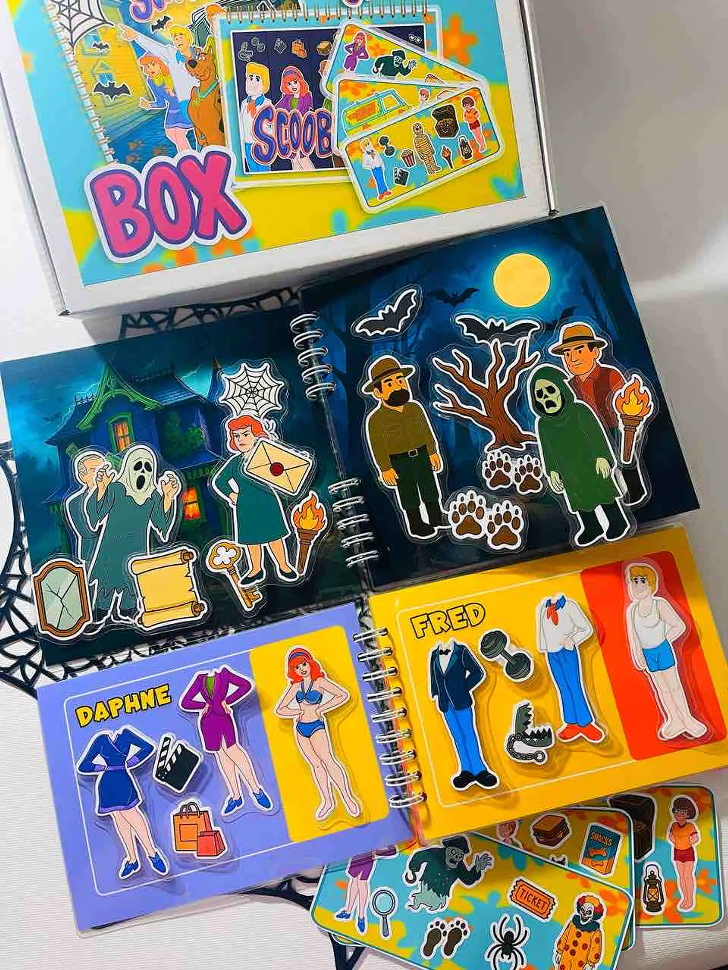 SCOOBY-DOO BOX 3