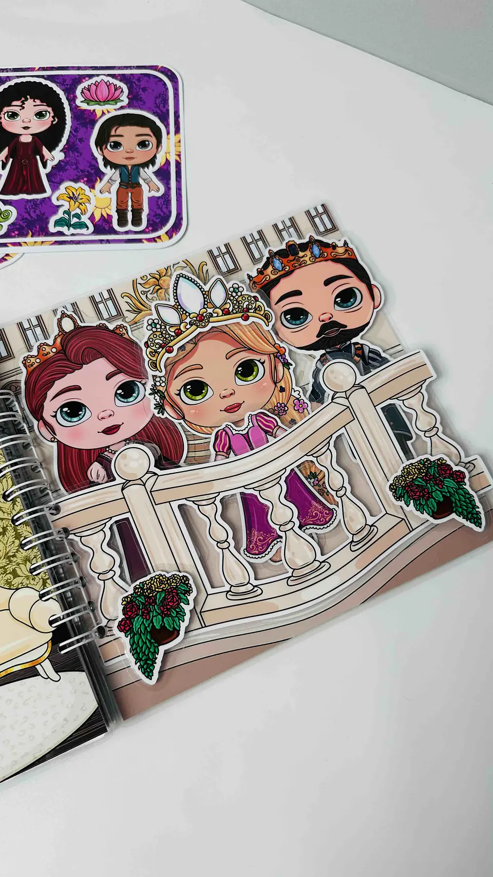 BOX PRINCESA RAPUNZEL 21 CM 8