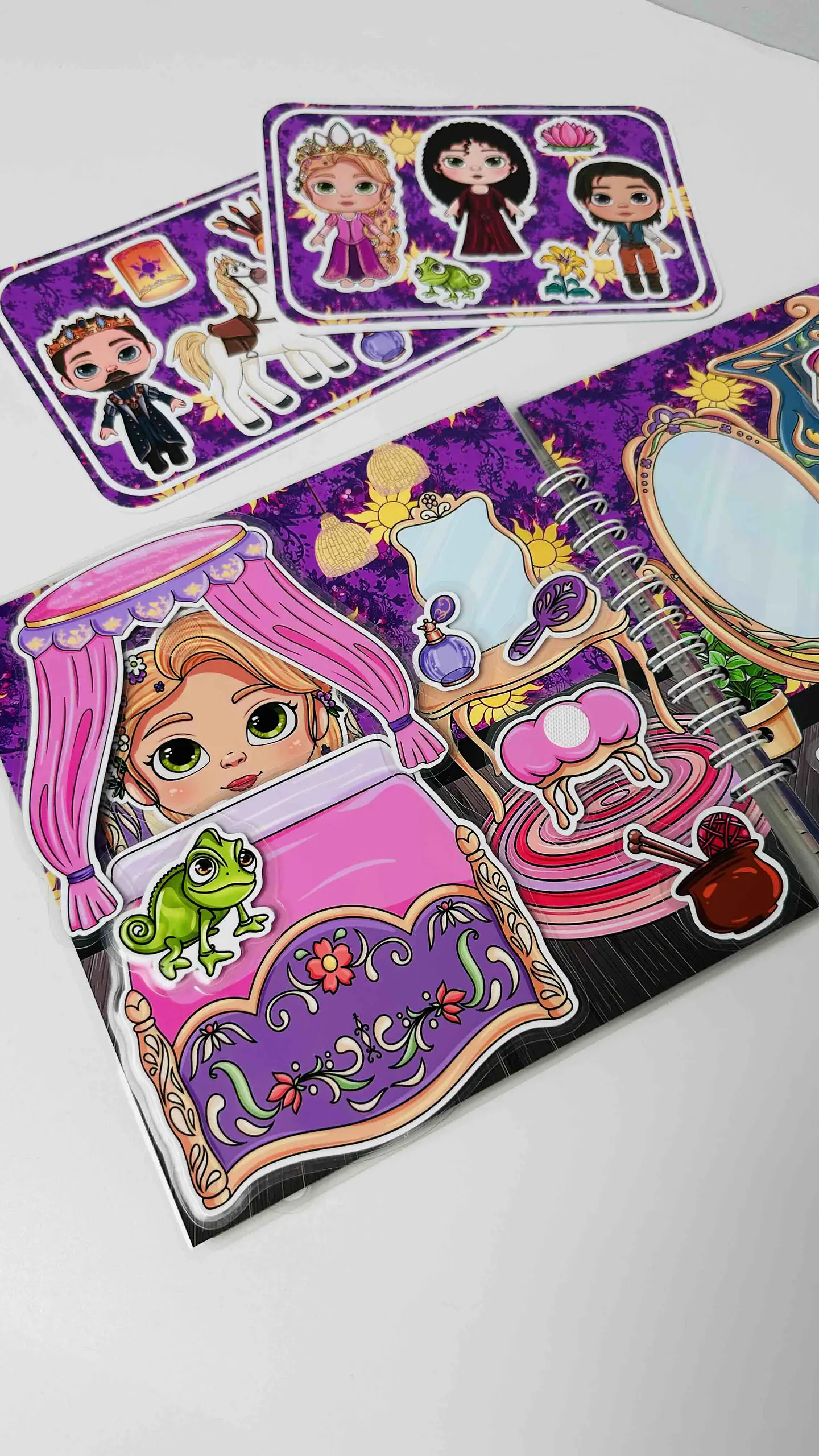 BOX PRINCESA RAPUNZEL 21 CM 12