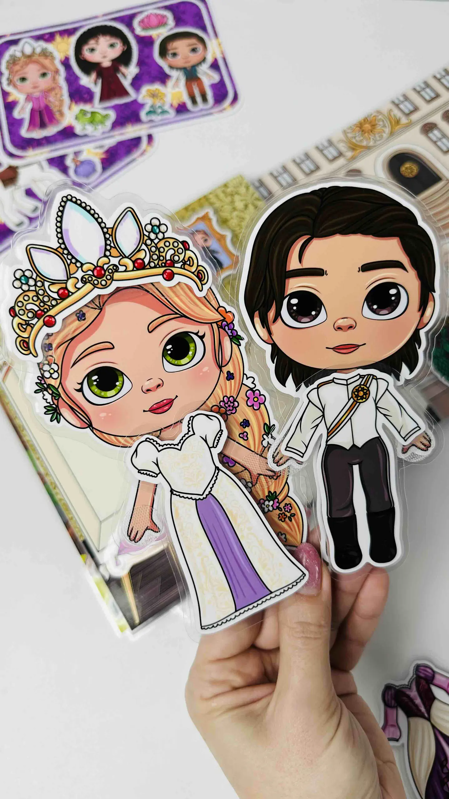 BOX PRINCESA RAPUNZEL 21 CM 13