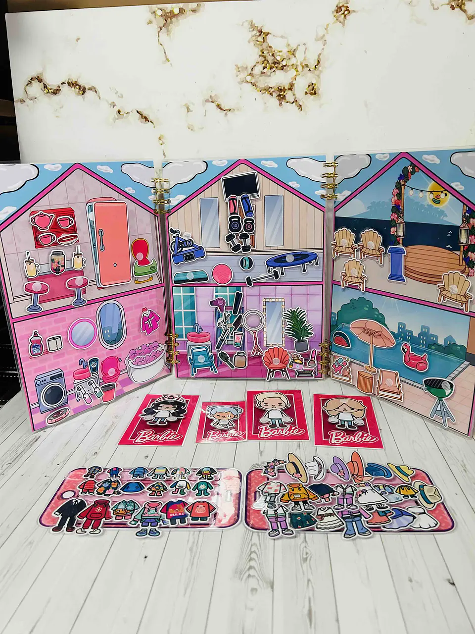 MANSION DE BARBIE A4 3