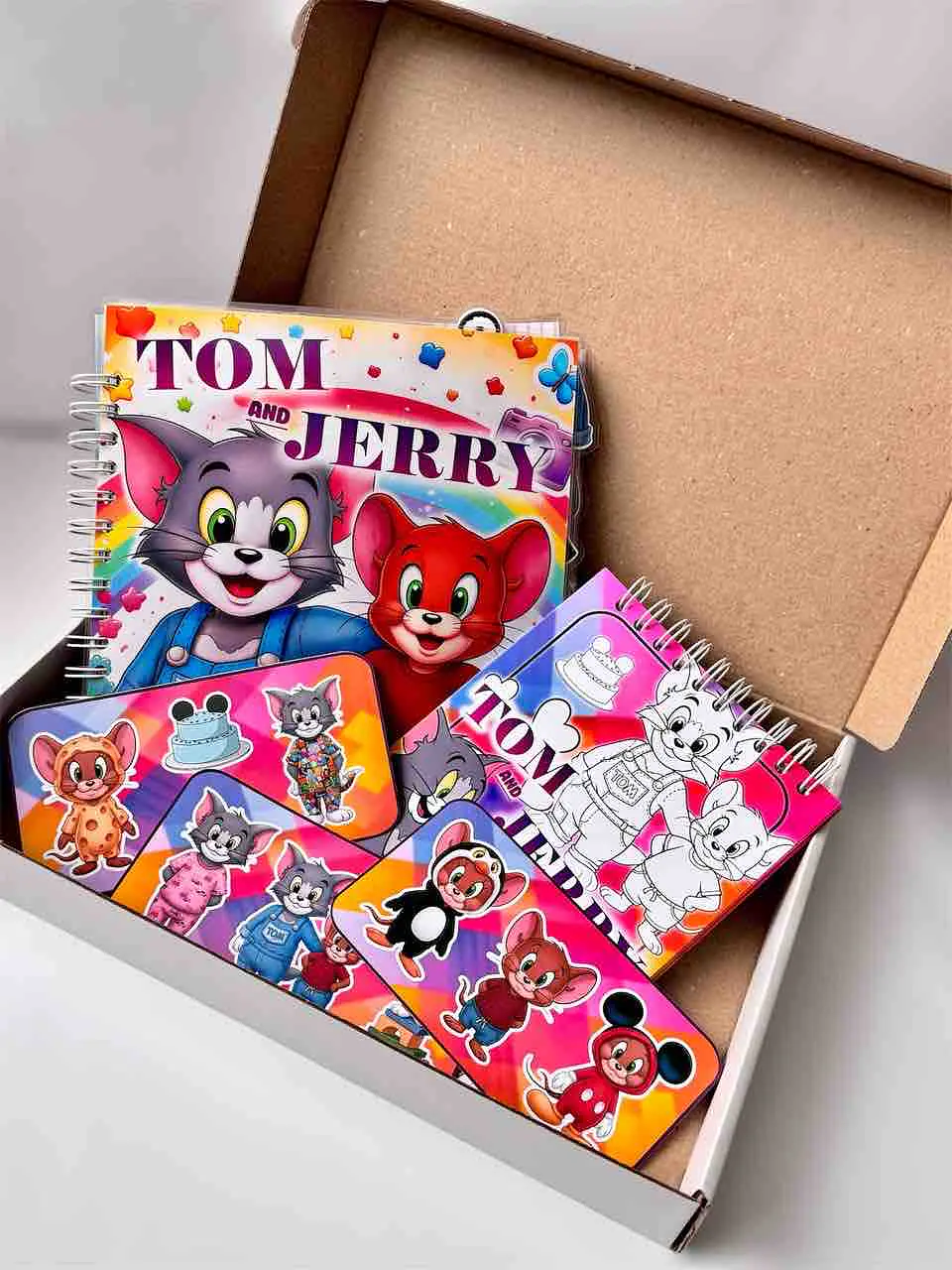 BOX TOM Y JERRY 12