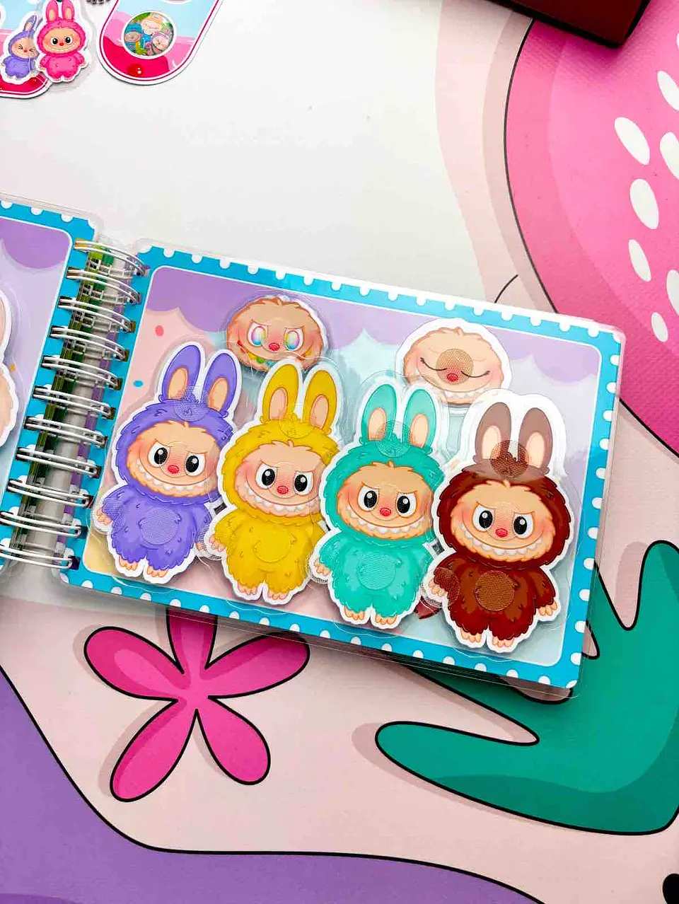  SET DE LABUBU WORLD A5 5