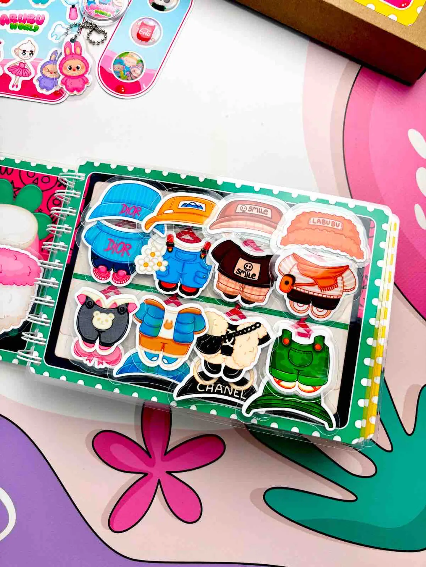  SET DE LABUBU WORLD A5 16