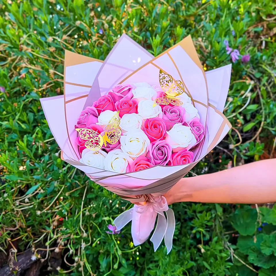 Ramo de 25 Rosas Eternas Paleta Rosa 1