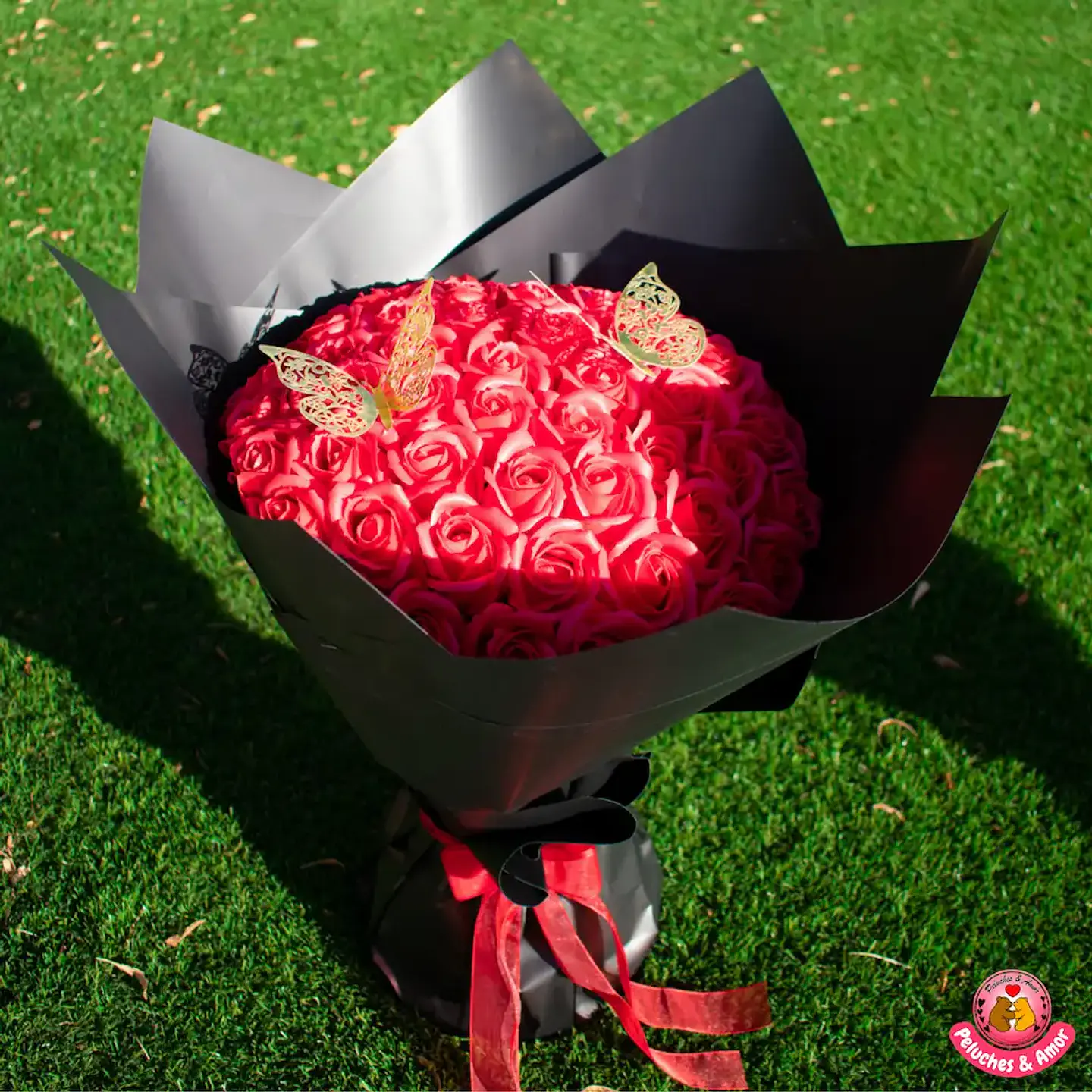 Ramo de 50 Rosas Eternas Rojo 1