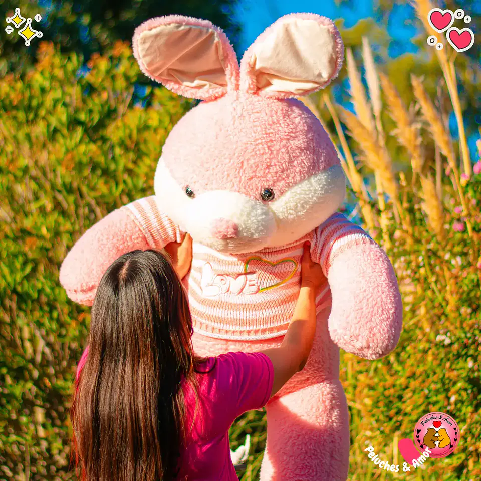 Peluche Conejo Gigante con Polera 160 CM 1