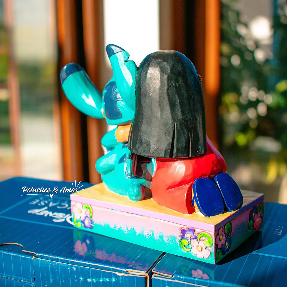 Estatua Lilo & Stitch Ohana - Disney Originals Showcase 6