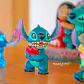 Estatua Stitch Enamorado con Corazón - Disney Originals Showcase - Miniatura 2