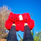 Pantuflas Peluche Osito Rojo – Regalo Suave y Tierno - Miniatura 1